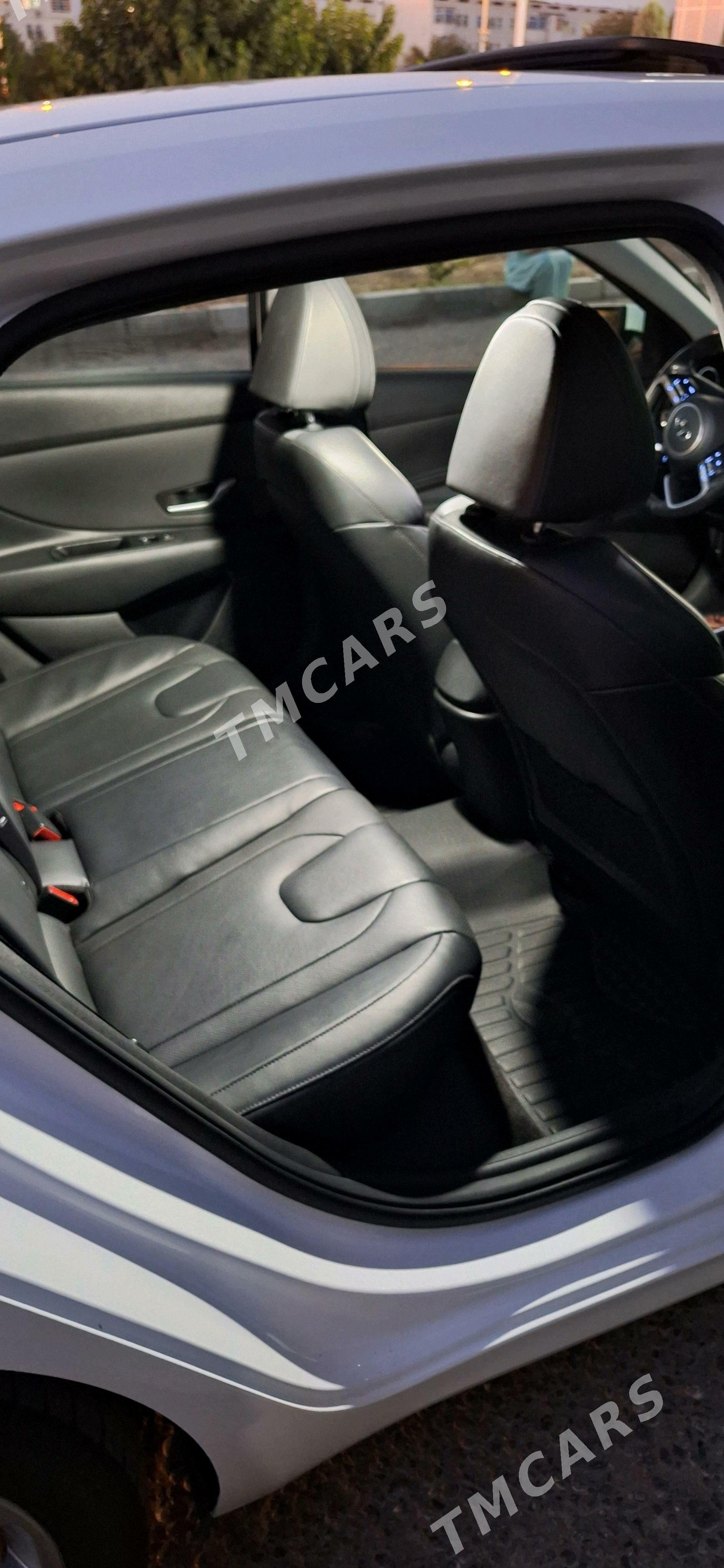 Hyundai Elantra 2022 - 300 000 TMT - 11 mkr - img 8