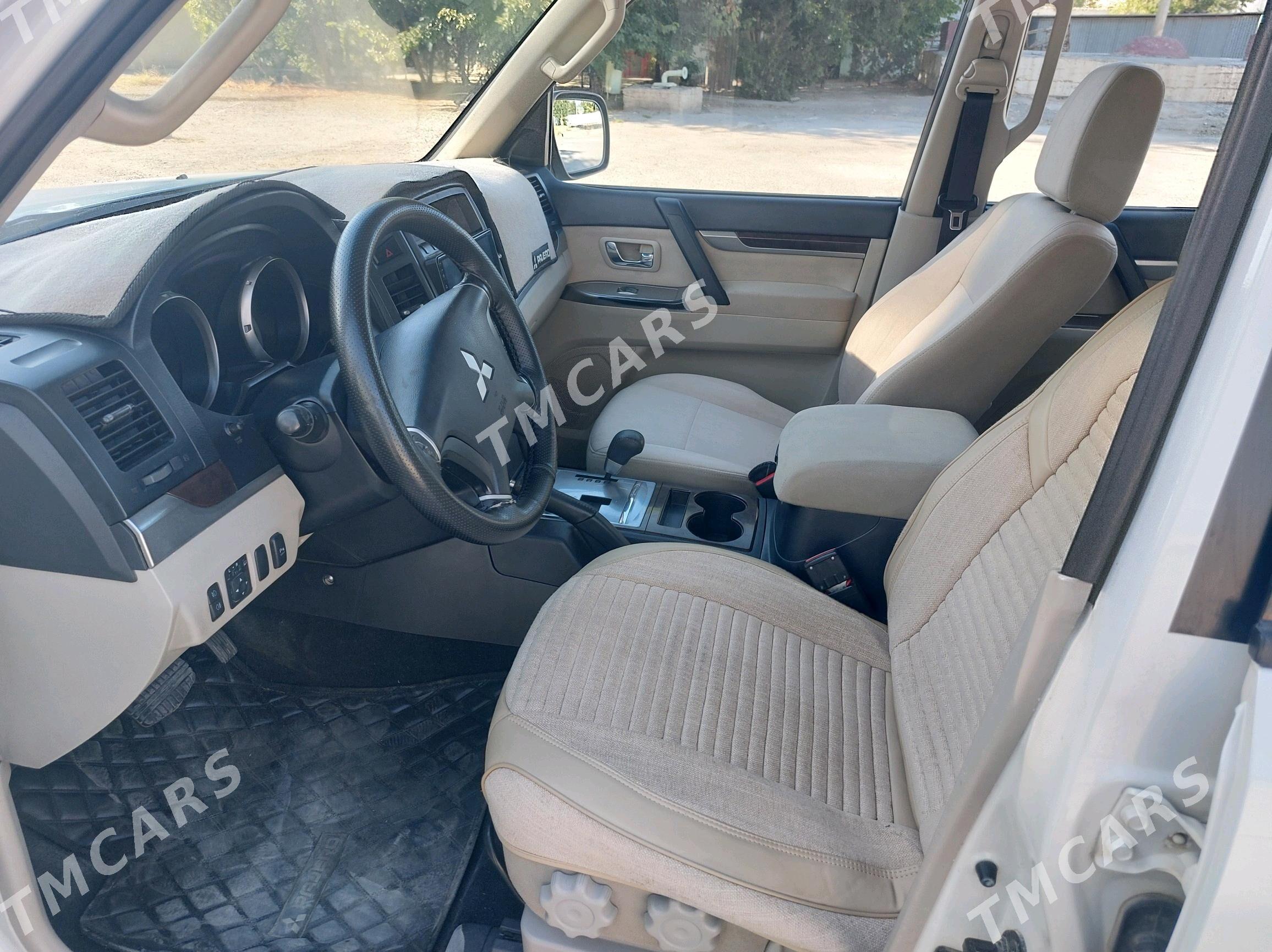 Mitsubishi Pajero 2014 - 250 000 TMT - Ашхабад - img 6