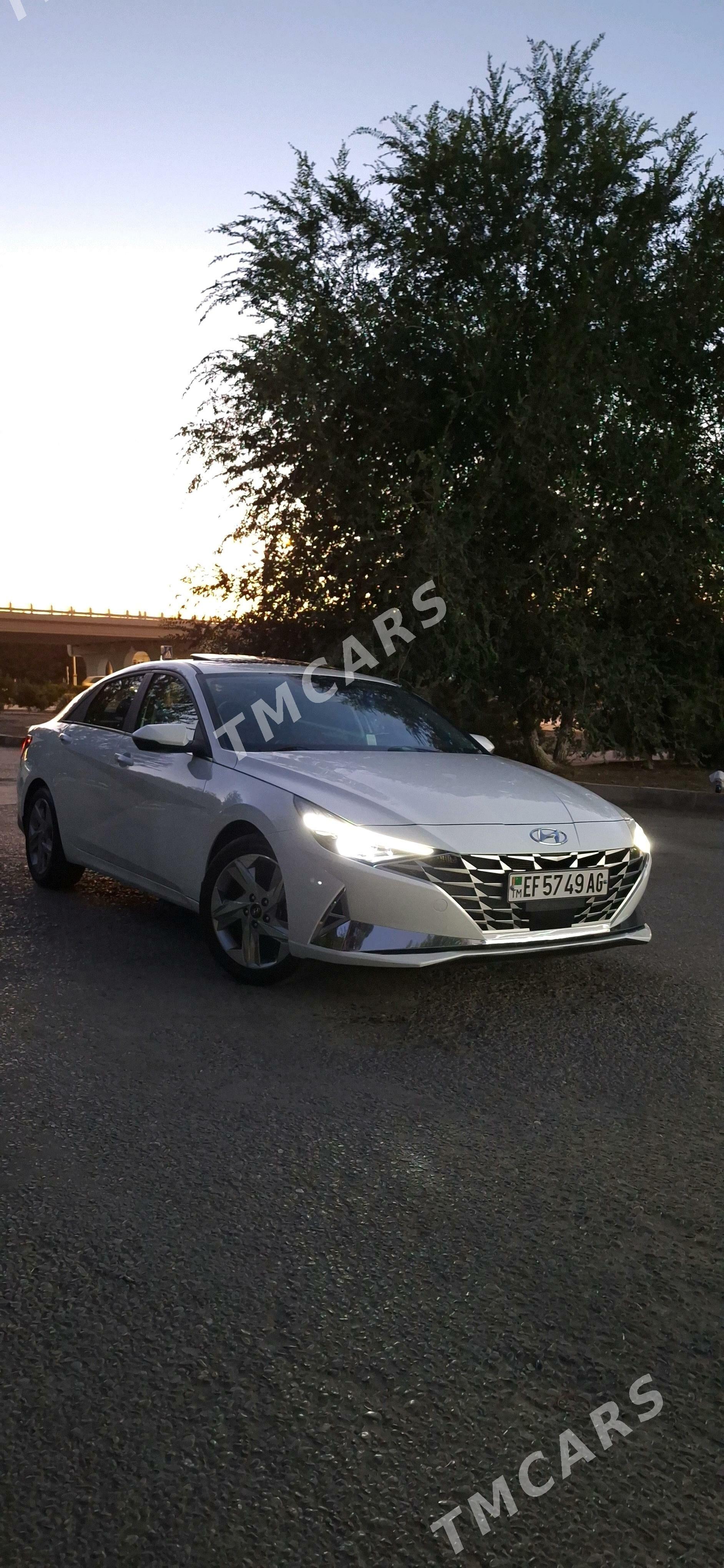 Hyundai Elantra 2022 - 300 000 TMT - 11 mkr - img 2