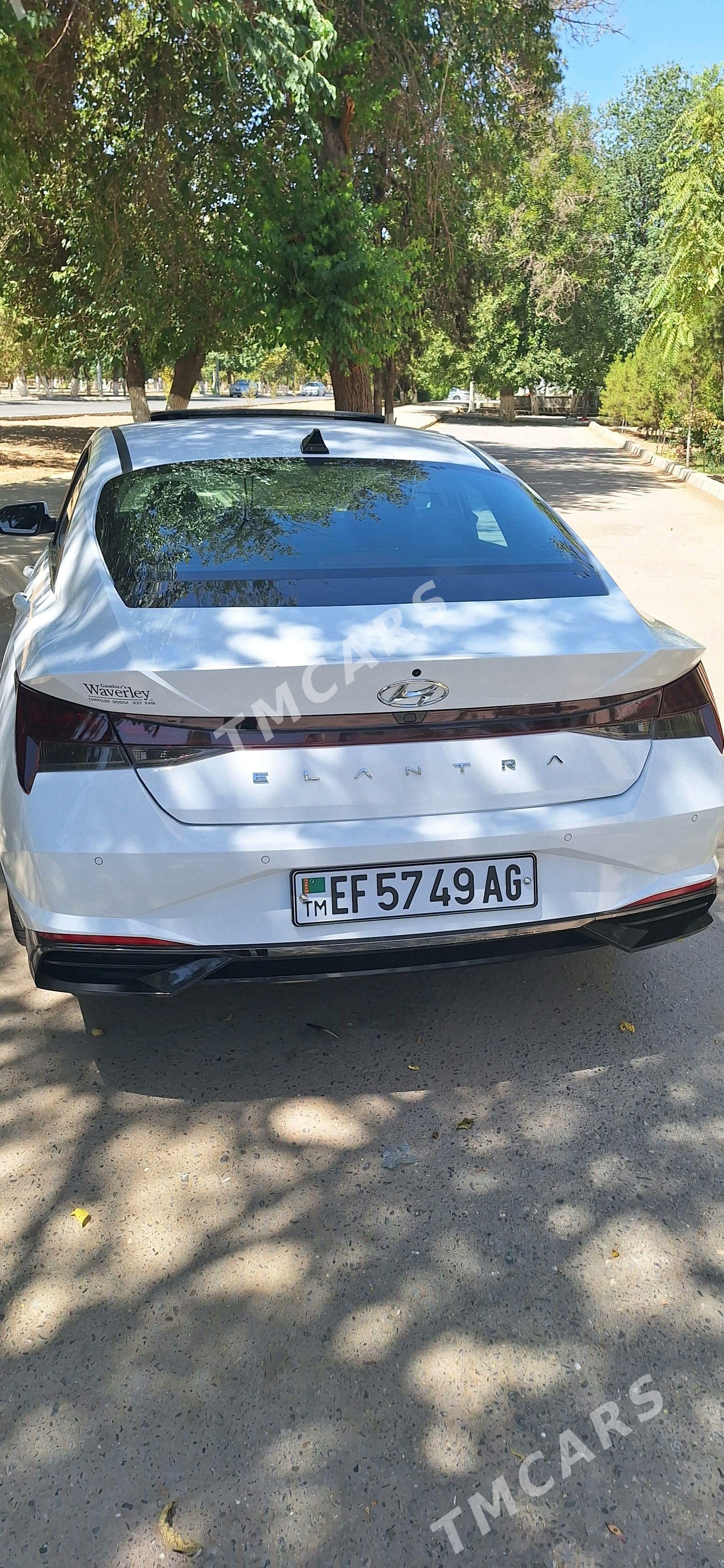 Hyundai Elantra 2022 - 300 000 TMT - 11 mkr - img 5