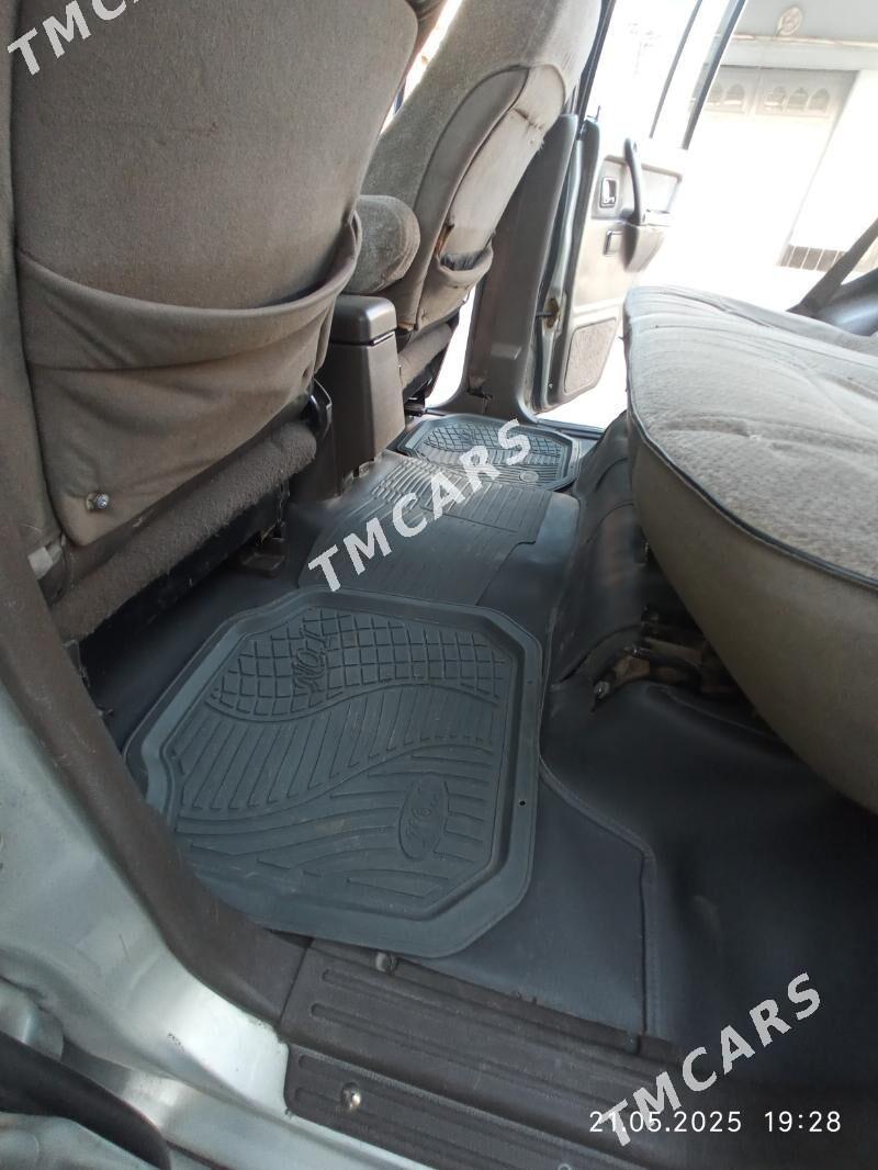 Mitsubishi Montero 1995 - 85 000 TMT - Daşoguz - img 4