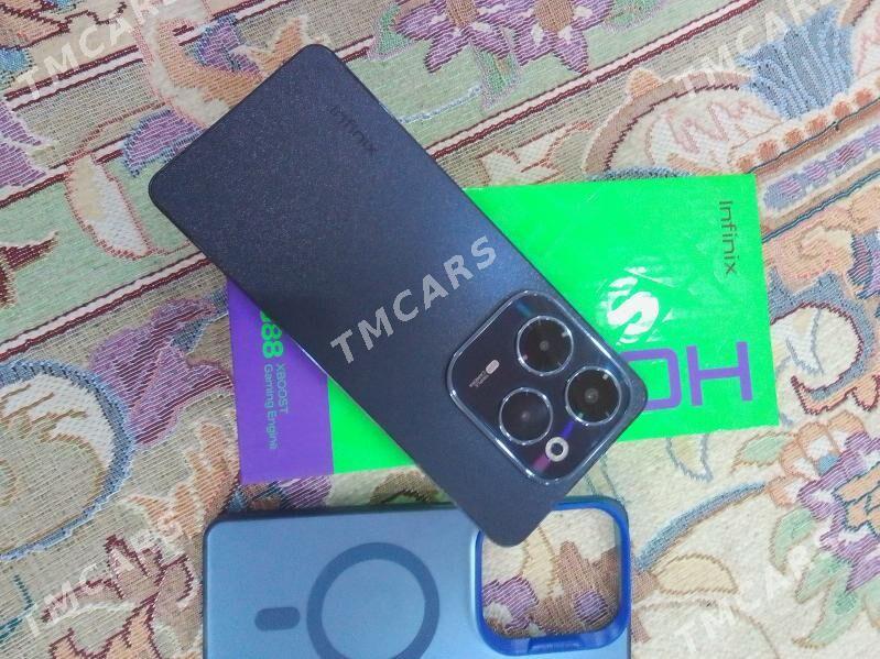 infinix hot 40 - Sarahs - img 3