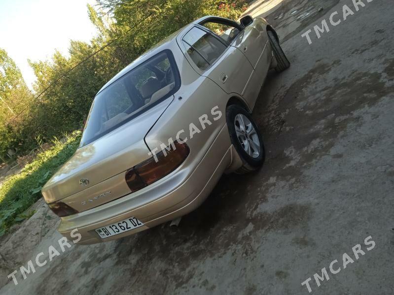Toyota Camry 1993 - 75 000 TMT - Köneürgenç - img 3