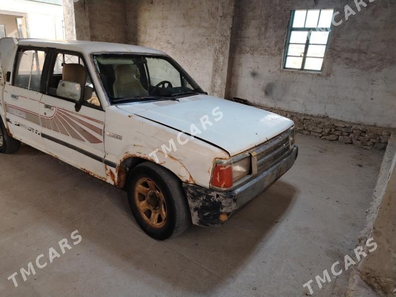 Mazda B2000 1993 - 25 000 TMT - Köýtendag - img 2