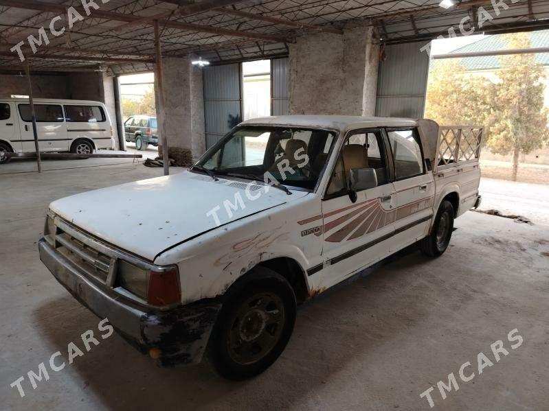 Mazda B2000 1993 - 25 000 TMT - Köýtendag - img 3
