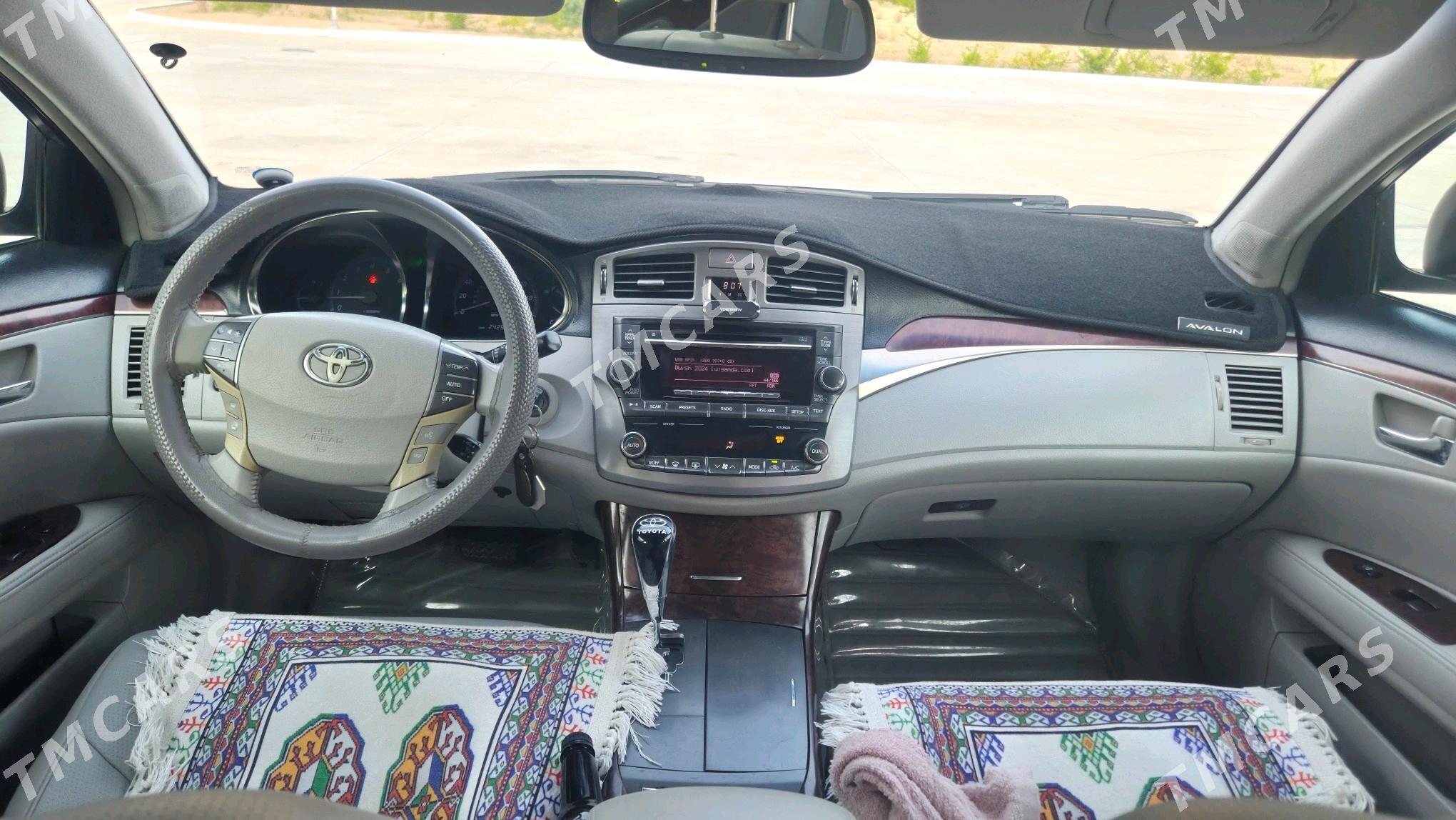 Toyota Avalon 2012 - 280 000 TMT - Балканабат - img 5