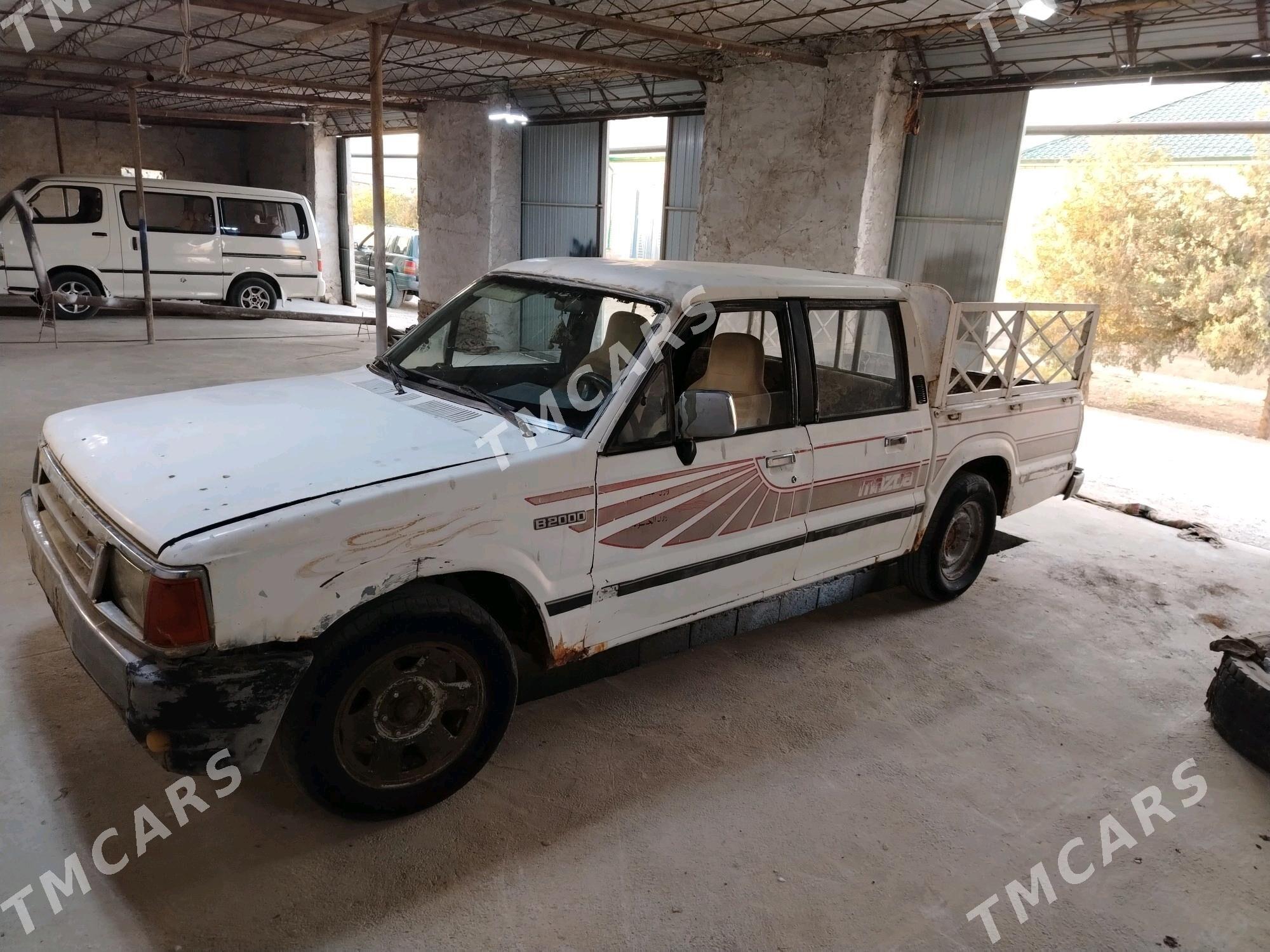 Mazda B2000 1993 - 25 000 TMT - Köýtendag - img 5