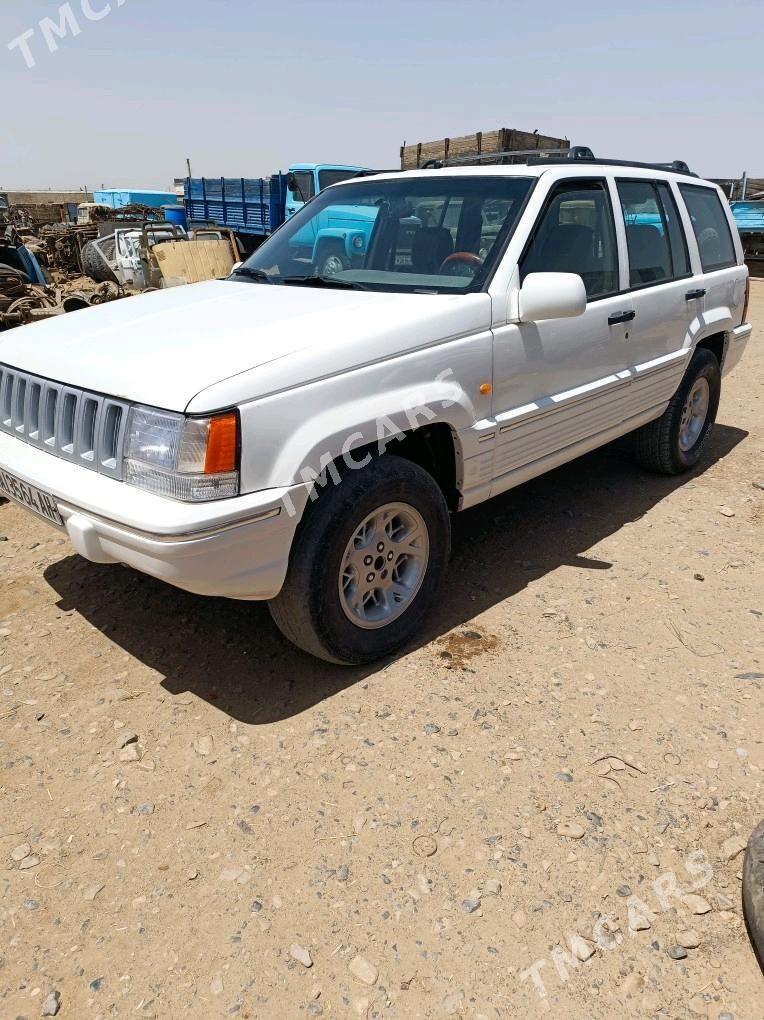 Jeep Grand Cherokee 1995 - 65 000 TMT - Теджен - img 2