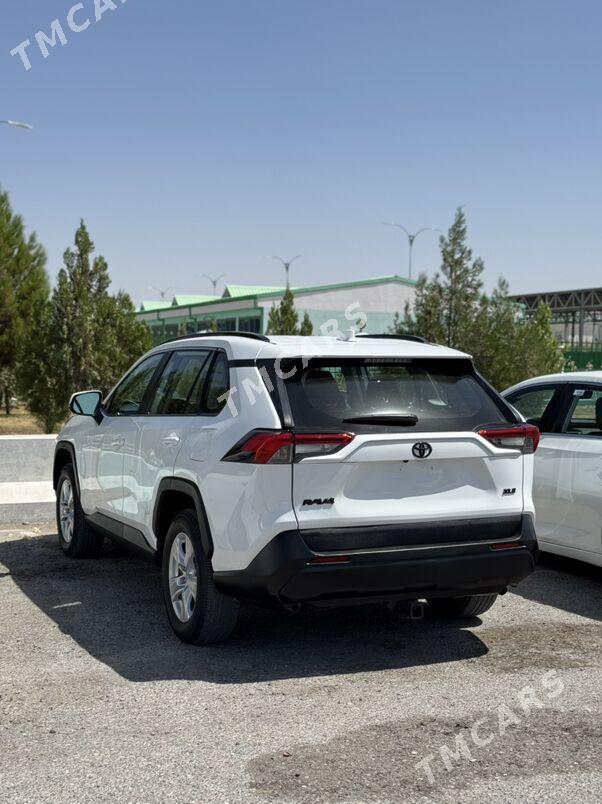 Toyota RAV4 2021 - 390 000 TMT - Aşgabat - img 4