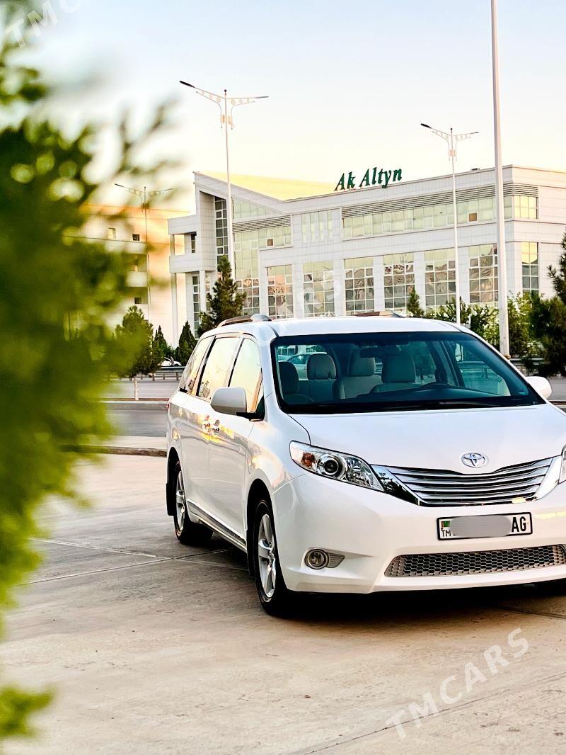 Toyota Sienna 2017 - 360 000 TMT - Ашхабад - img 7