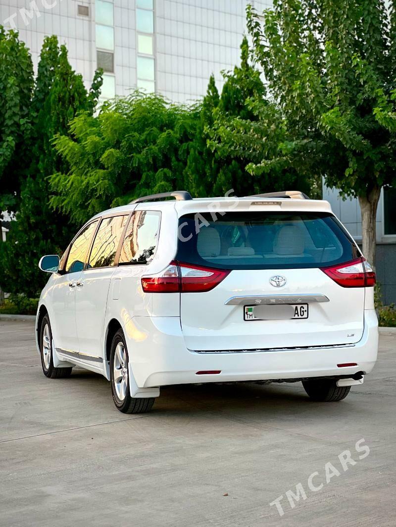 Toyota Sienna 2017 - 360 000 TMT - Ашхабад - img 4