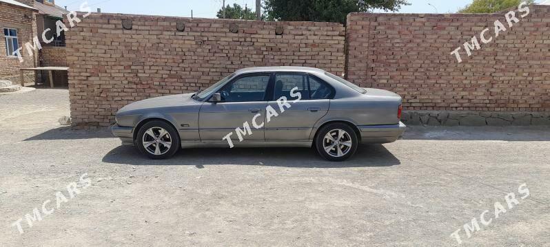 BMW 525 1994 - 50 000 TMT - Берекет - img 2