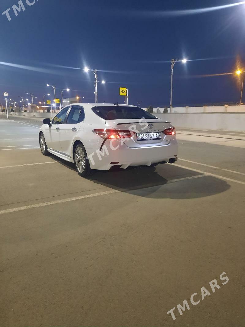 Toyota Camry 2019 - 300 000 TMT - Ашхабад - img 9