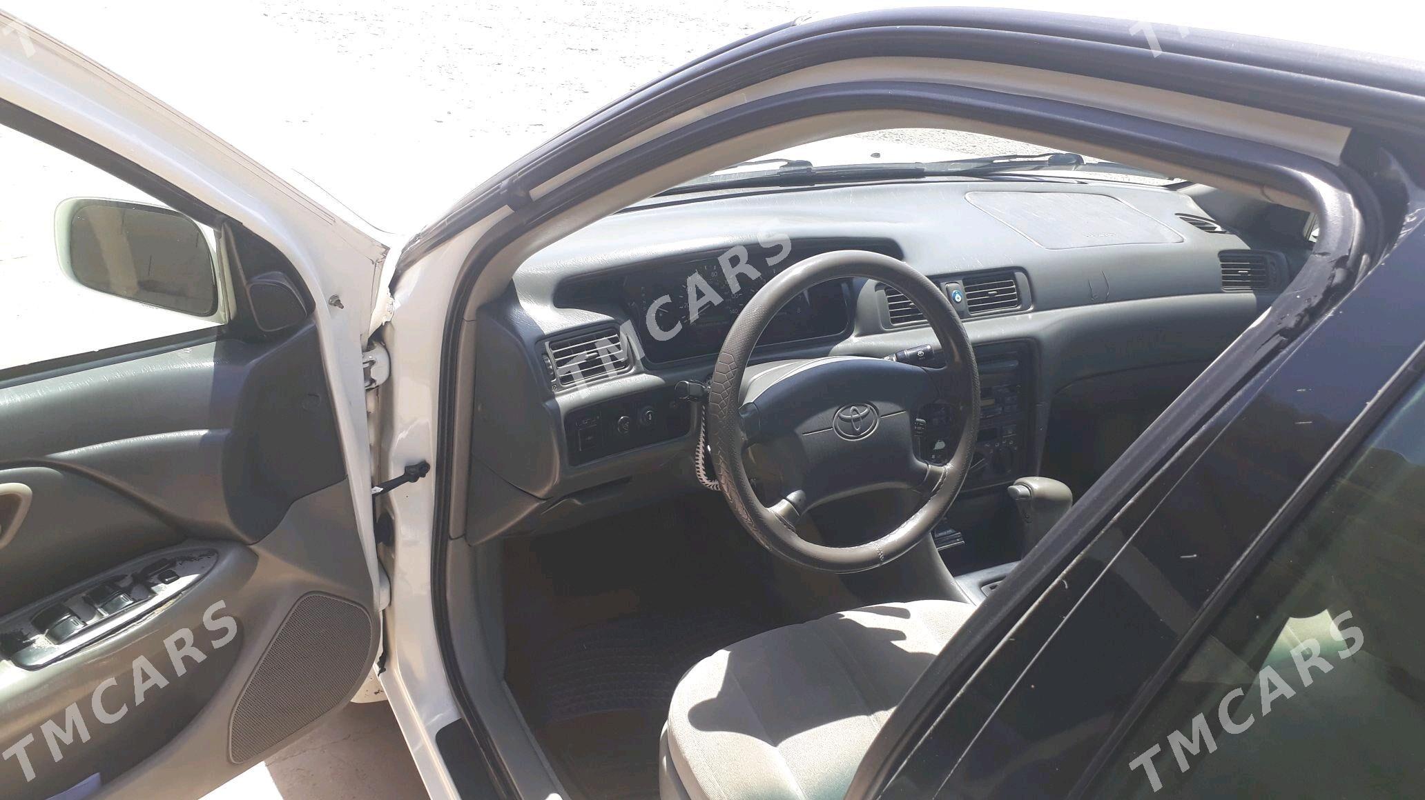 Toyota Camry 1999 - 115 000 TMT - Серахс - img 2