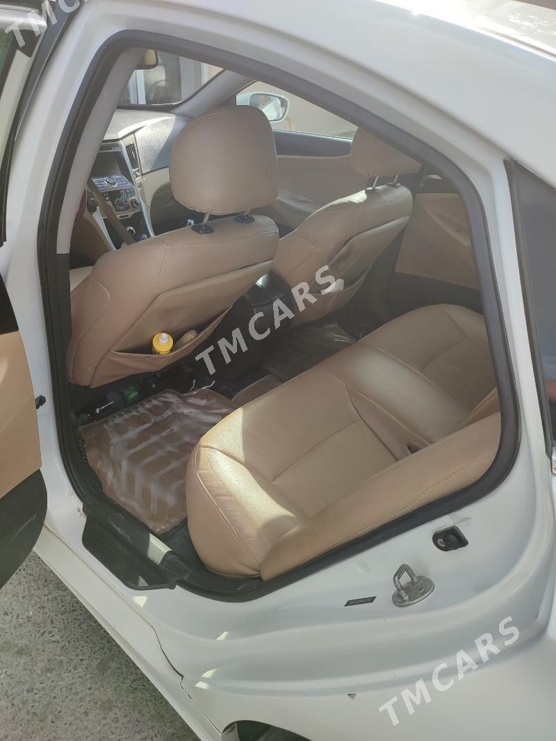 Hyundai Sonata 2011 - 150 000 TMT - Теджен - img 4