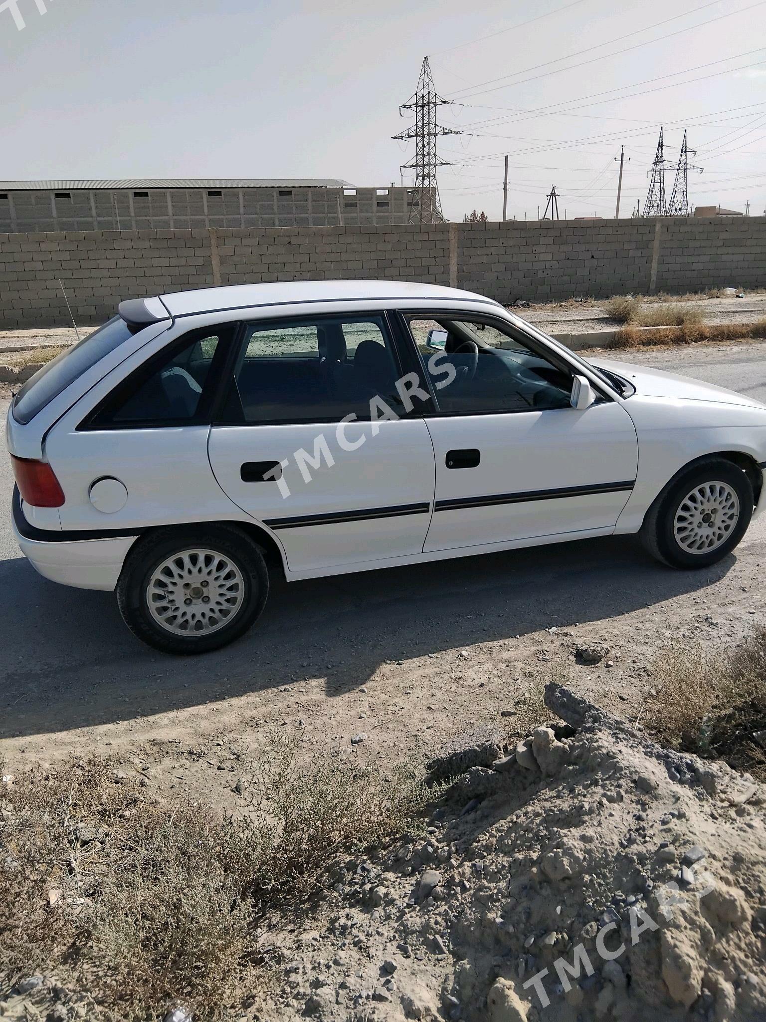Opel Astra 1992 - 22 000 TMT - Бахарден - img 2