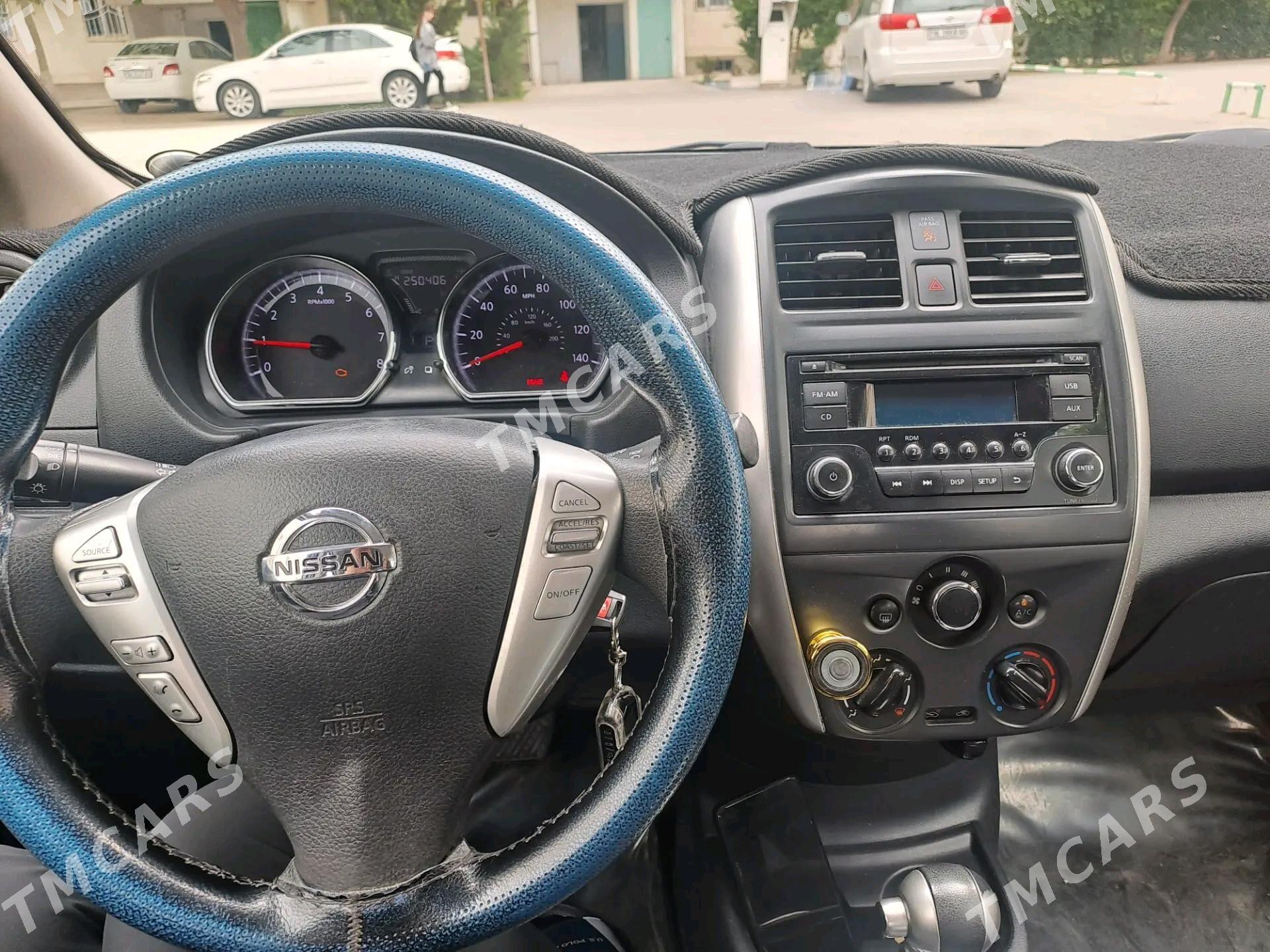 Nissan Versa 2015 - 115 000 TMT - Ашхабад - img 4