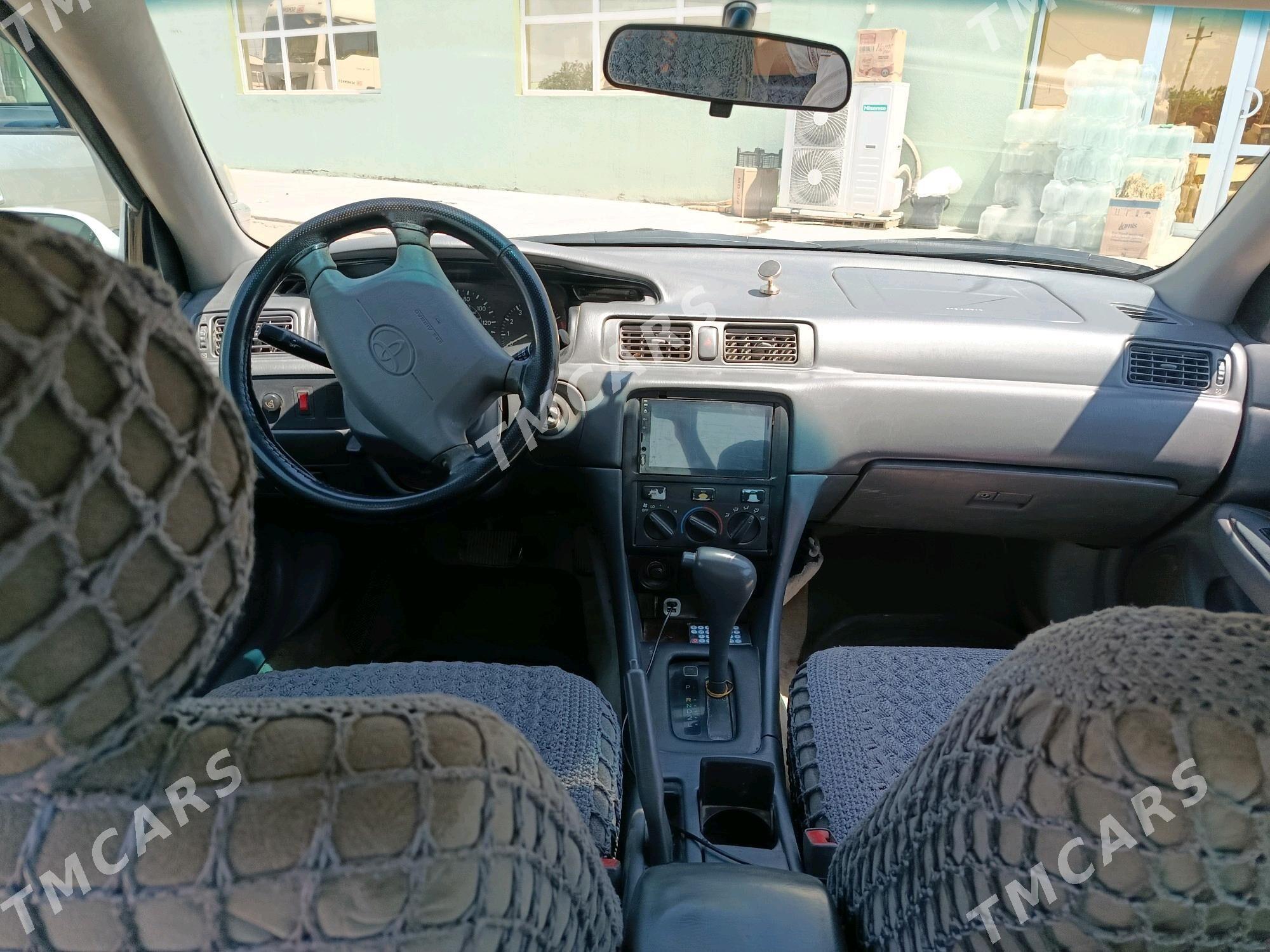 Toyota Camry 2001 - 124 000 TMT - Губадаг - img 5