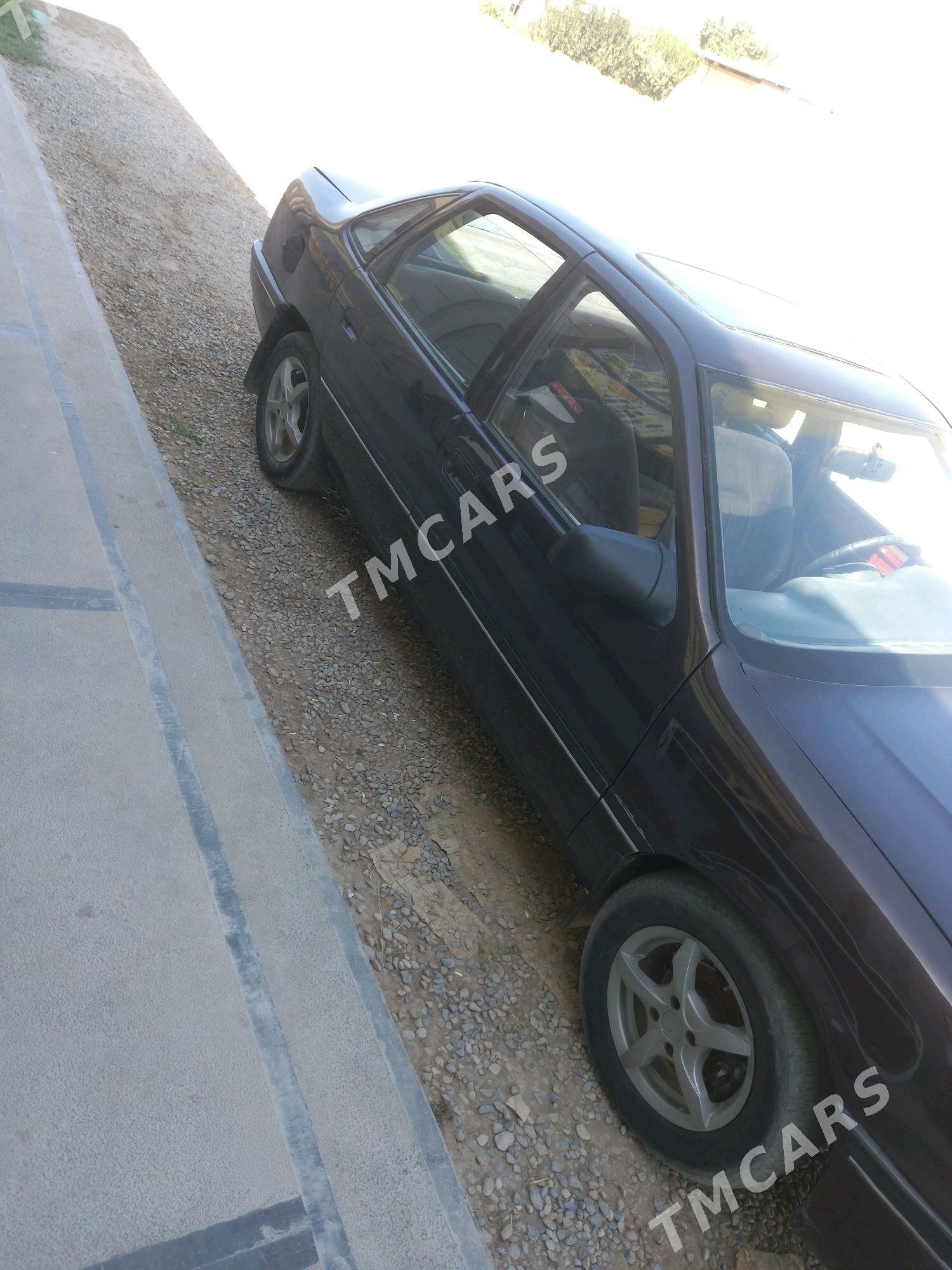 Opel Vectra 1991 - 29 000 TMT - Мары - img 5