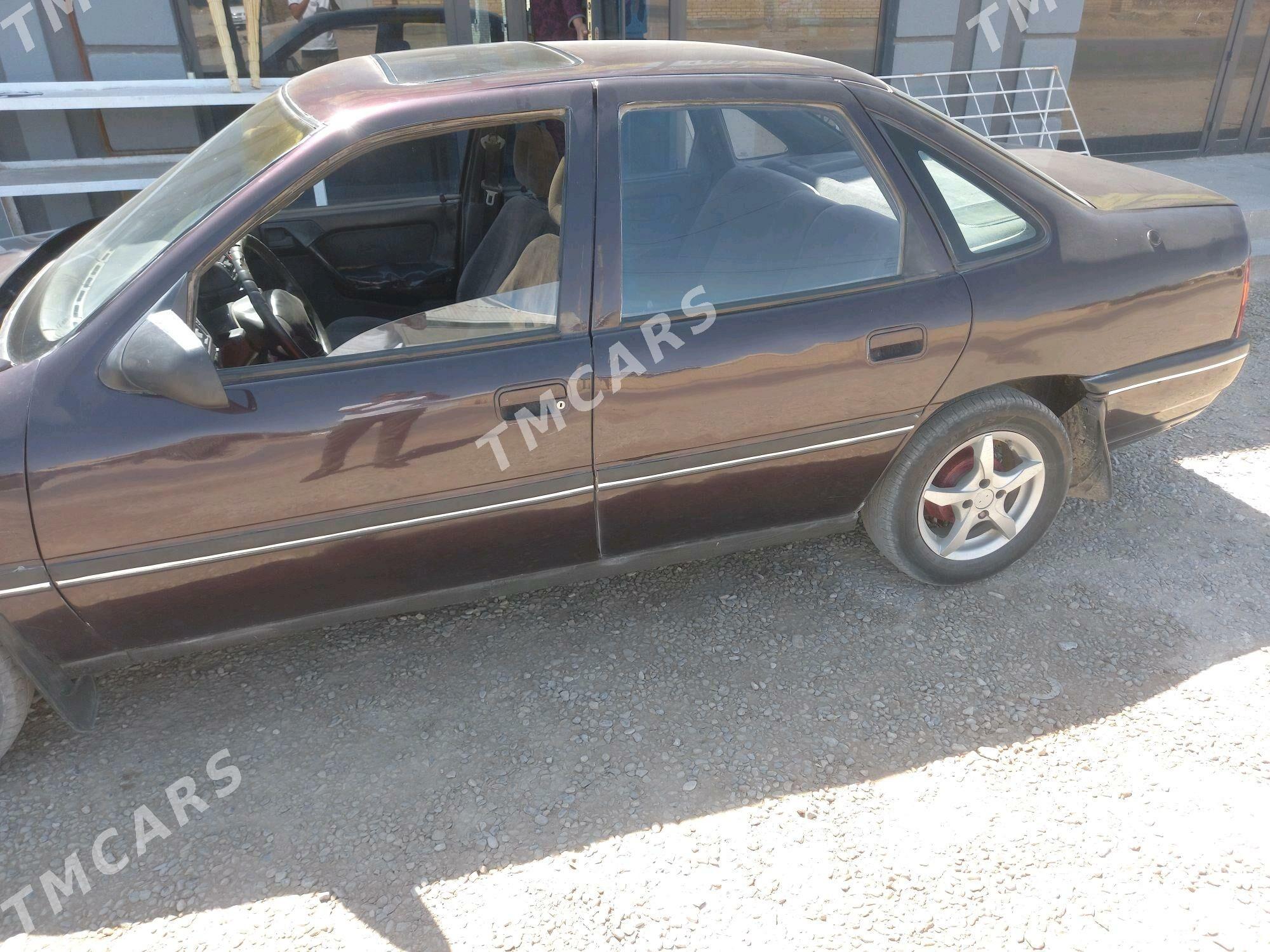 Opel Vectra 1991 - 29 000 TMT - Мары - img 6