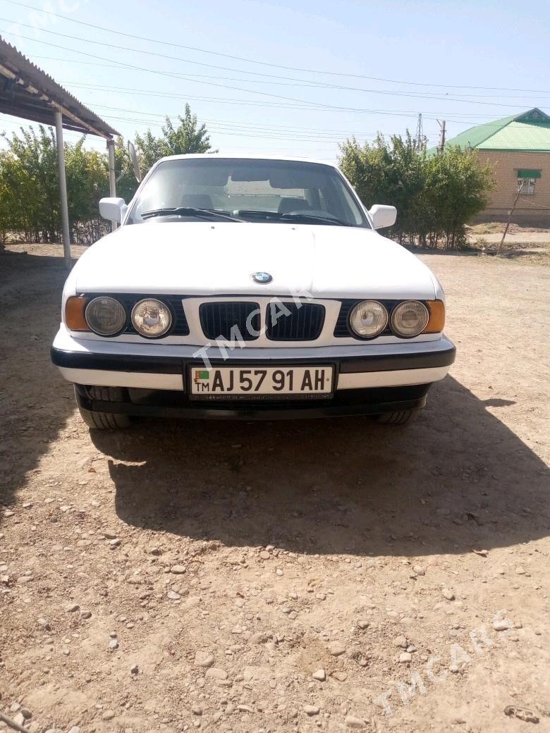BMW 520 1990 - 32 000 TMT - Бабадайхан - img 2