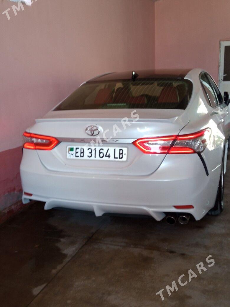 Toyota Camry 2019 - 360 000 TMT - Туркменабат - img 8