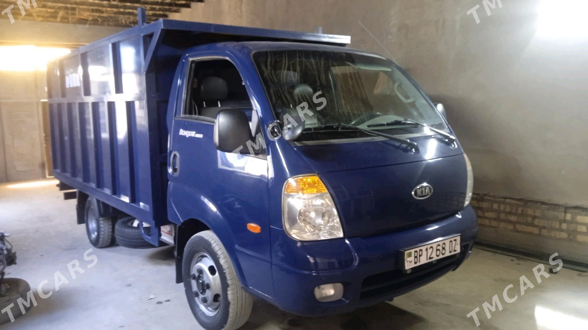 Kia Bongo 2010 - 190 000 TMT - Daşoguz - img 4