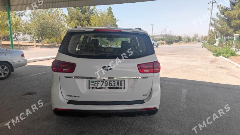 Kia Sedona 2020 - 350 000 TMT - Aşgabat - img 4
