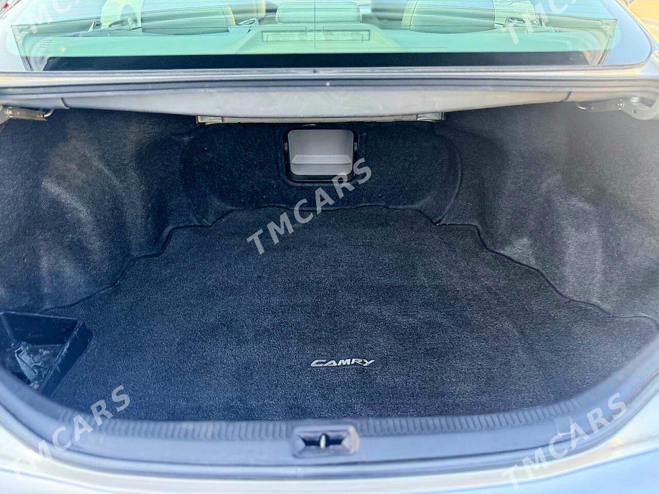 Toyota Camry 2010 - 260 000 TMT - Мары - img 4