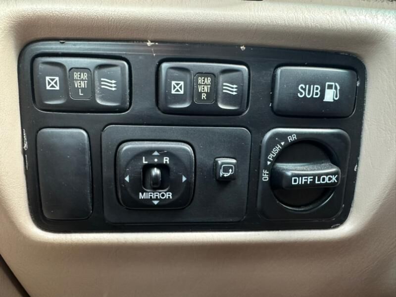 Lexus LX 470 1999 - 320 000 TMT - Hazar - img 6