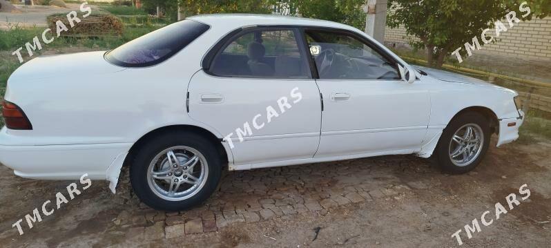 Toyota Vista 1992 - 35 000 TMT - Мары - img 4