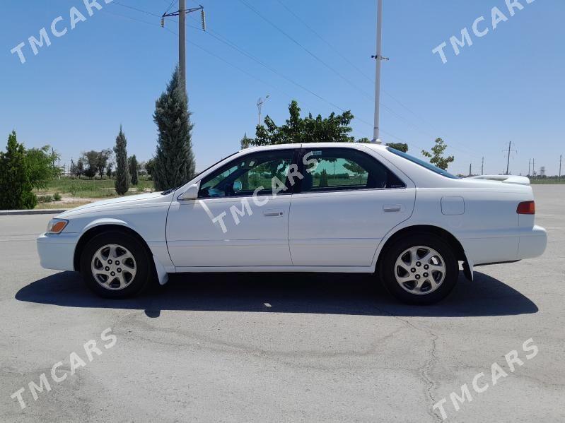 Toyota Camry 2000 - 154 000 TMT - Дашогуз - img 4
