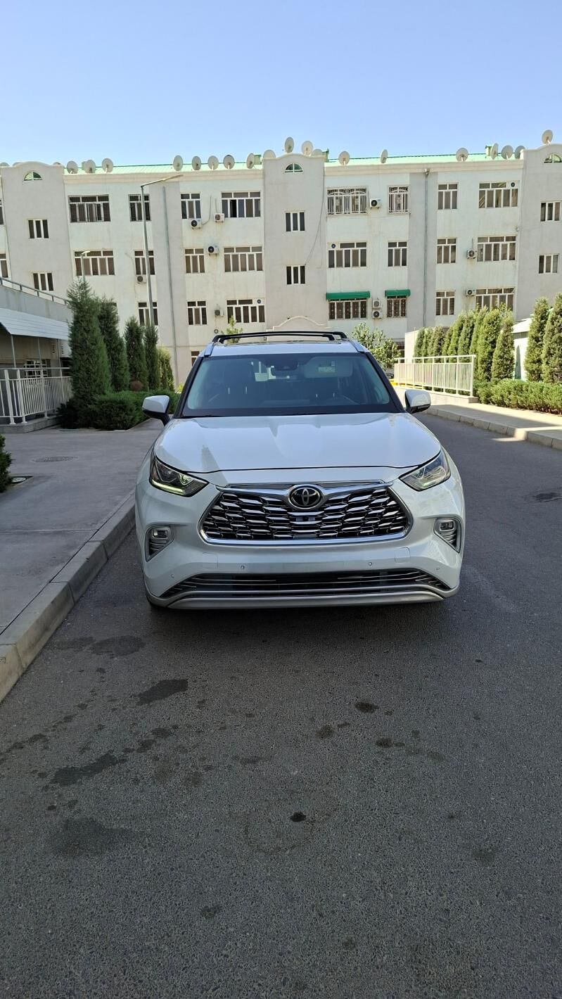 Toyota Highlander 2021 - 560 000 TMT - Мары - img 5