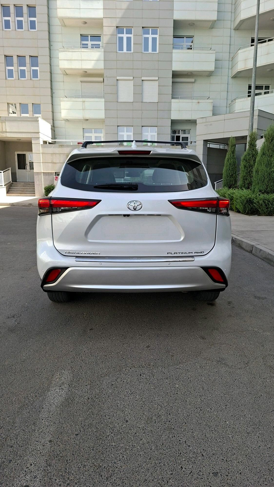 Toyota Highlander 2021 - 560 000 TMT - Мары - img 6