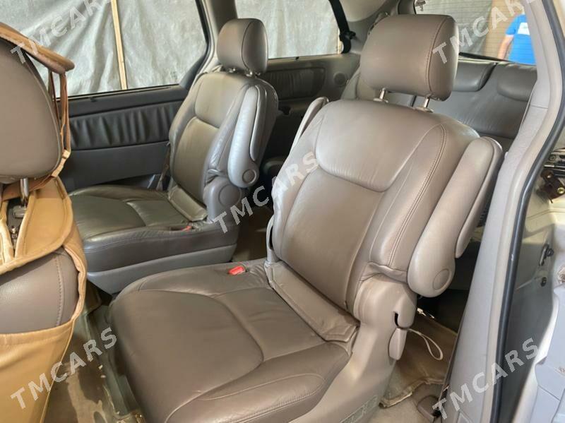 Toyota Sienna 2004 - 275 000 TMT - Кёнеургенч - img 2