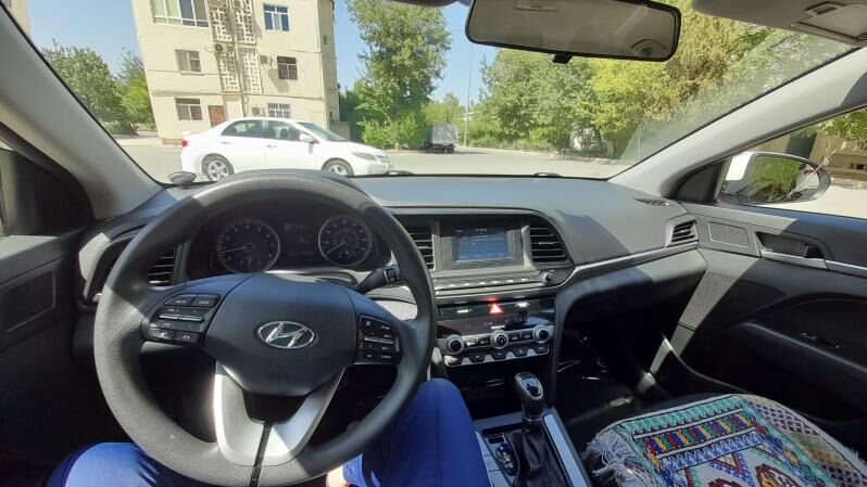 Hyundai Elantra 2020 - 235 000 TMT - Aşgabat - img 7