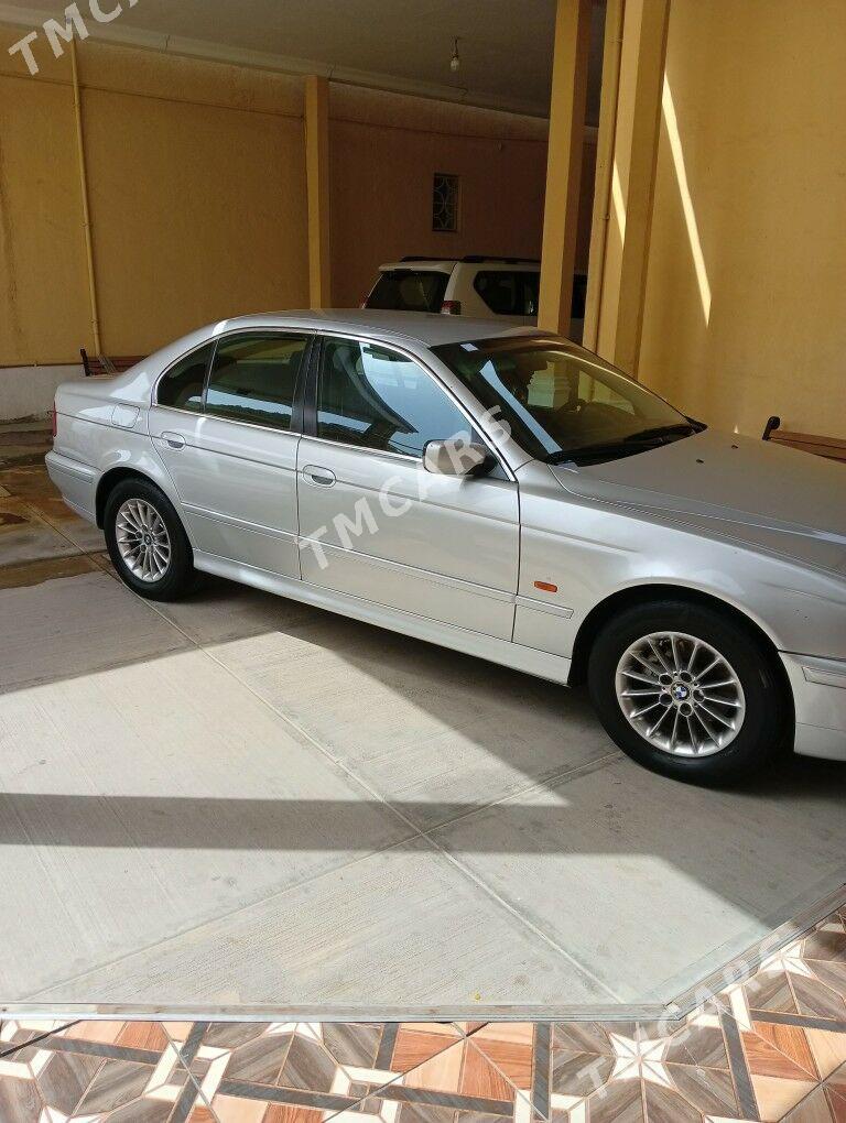 BMW E39 1999 - 105 000 TMT - Балканабат - img 2