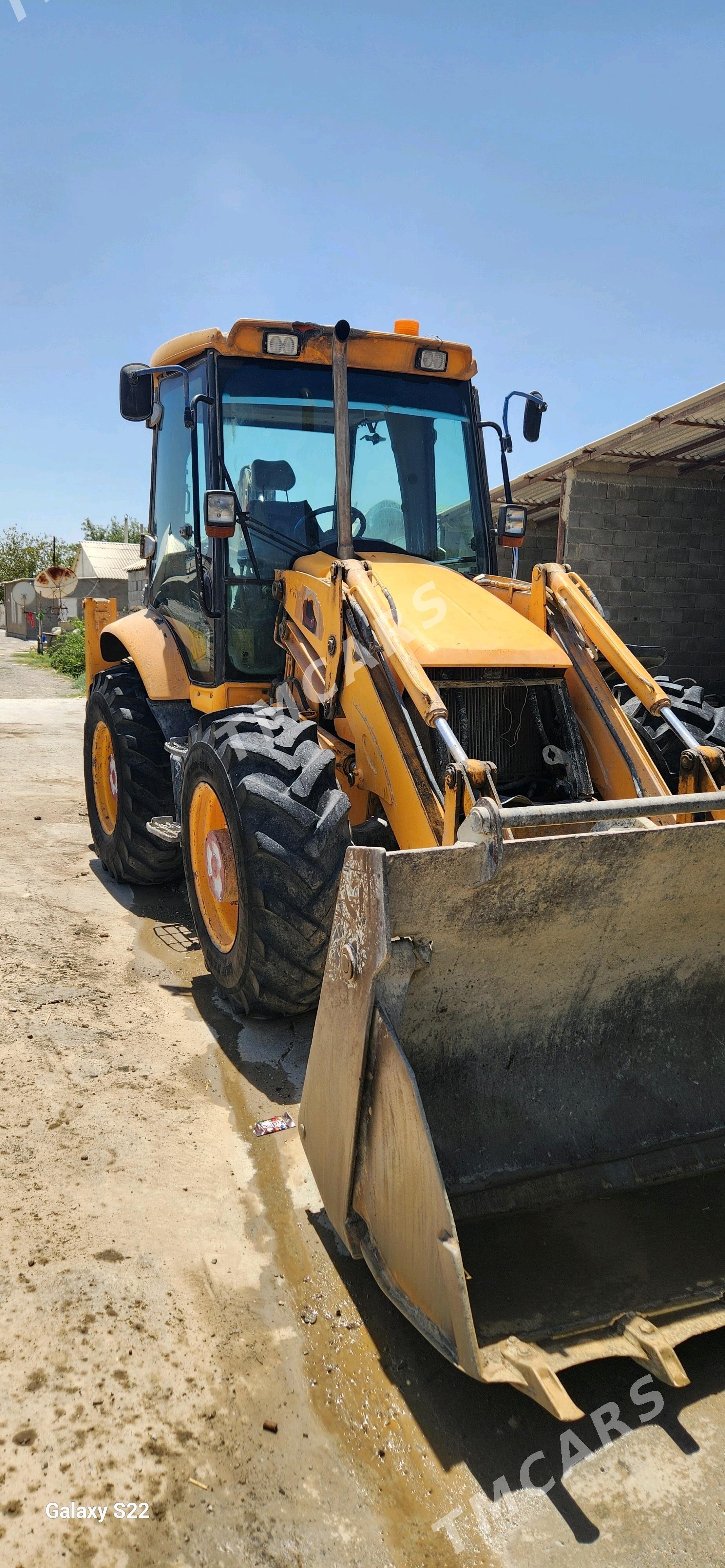 JCB 4CX ECO 2007 - 445 000 TMT - Aşgabat - img 3