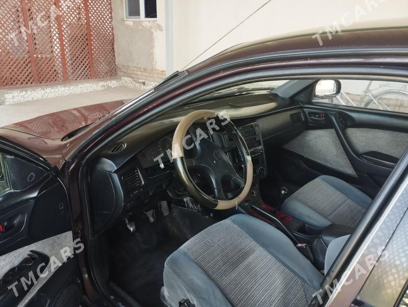 Toyota Carina 1993 - 62 000 TMT - Кёнеургенч - img 2