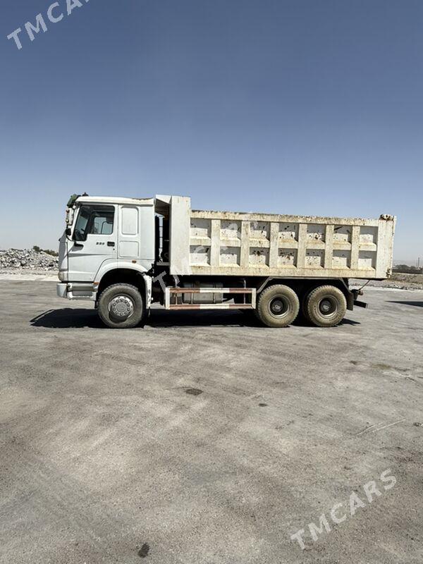 Howo Sinotruk 2011 - 400 000 TMT - Änew - img 4
