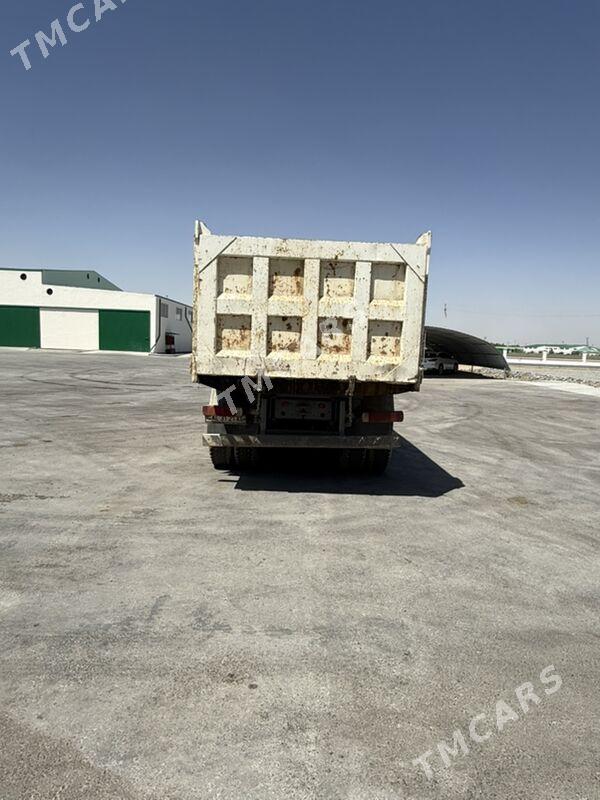 Howo Sinotruk 2011 - 400 000 TMT - Änew - img 3