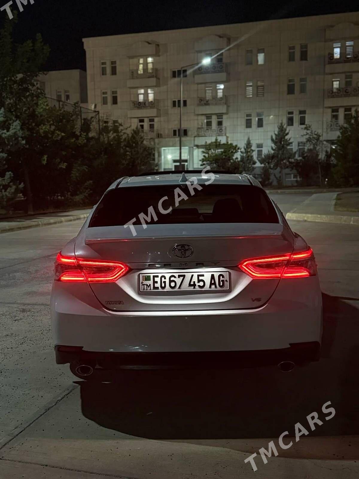 Toyota Camry 2018 - 350 000 TMT - Aşgabat - img 4