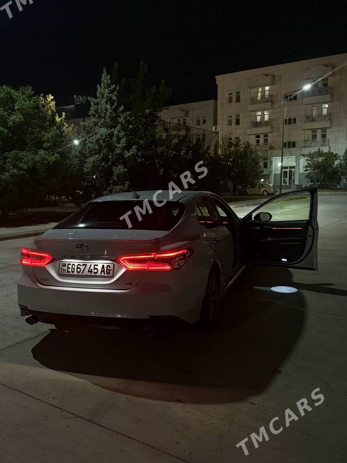 Toyota Camry 2018 - 350 000 TMT - Aşgabat - img 7