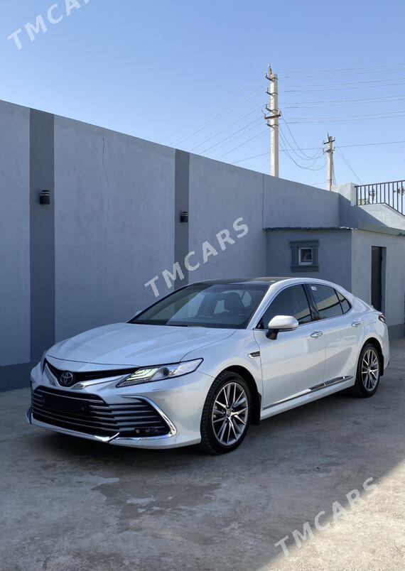 Toyota Camry 2021 - 625 000 TMT - Aşgabat - img 3