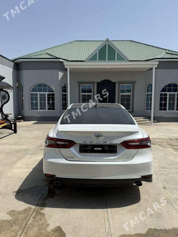 Toyota Camry 2021 - 625 000 TMT - Aşgabat - img 9