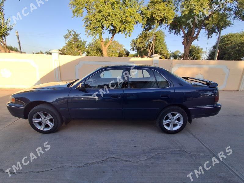 Toyota Camry 1995 - 96 000 TMT - Baýramaly - img 1