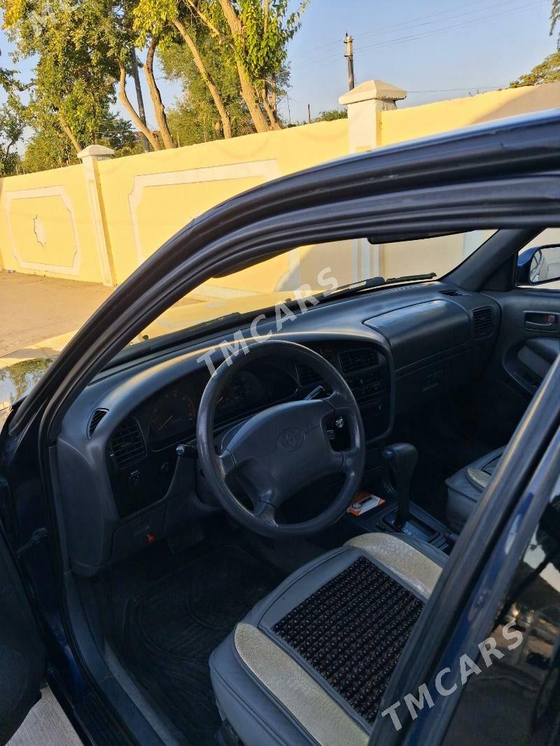 Toyota Camry 1995 - 96 000 TMT - Baýramaly - img 4
