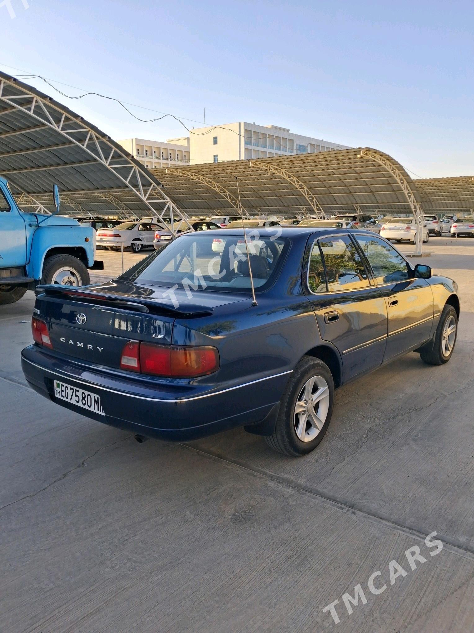 Toyota Camry 1995 - 96 000 TMT - Baýramaly - img 8
