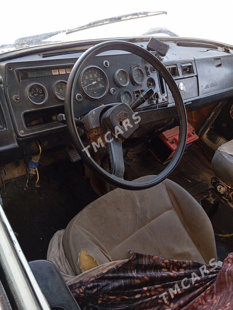 Zil 130 1990 - 70 000 TMT - Сакар - img 4