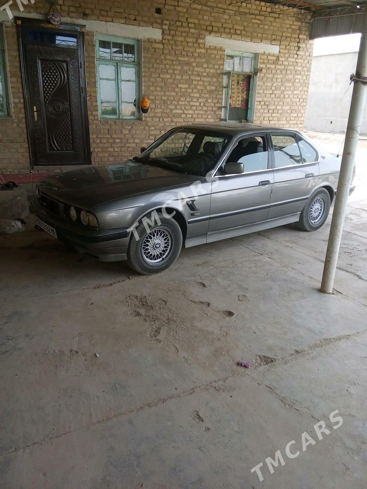 BMW 525 1991 - 50 000 TMT - Байрамали - img 3